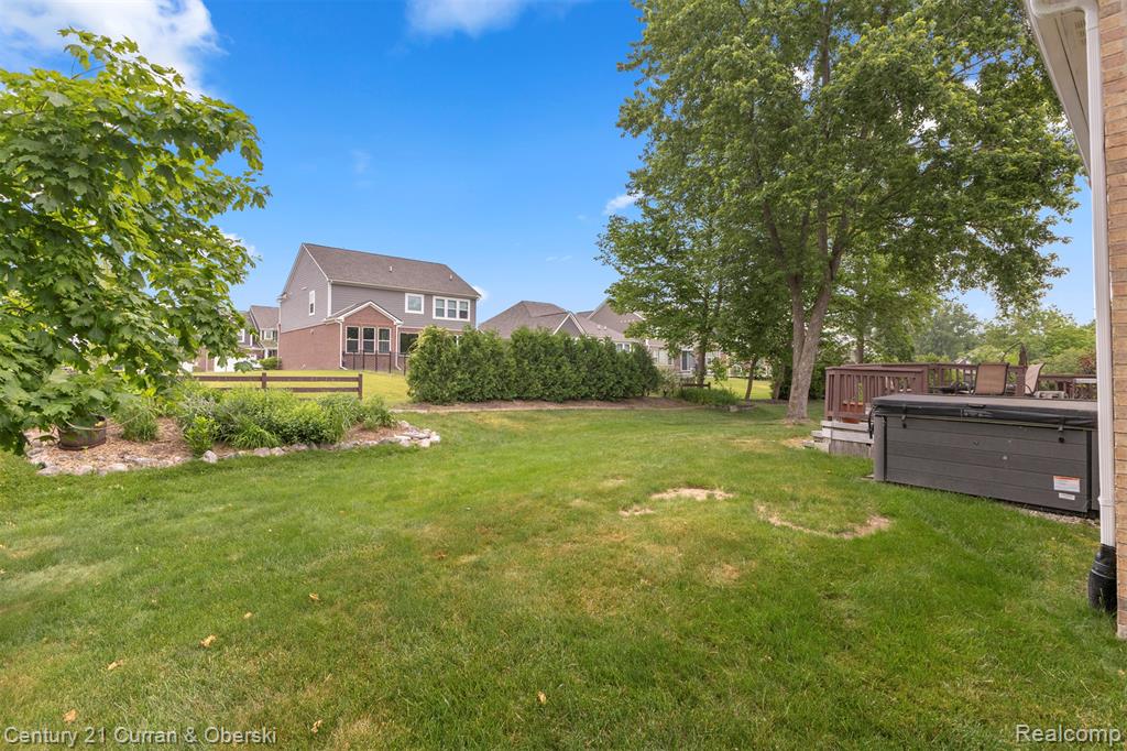 45924 Rockledge Drive, Plymouth, MI 48170 — Photo 6