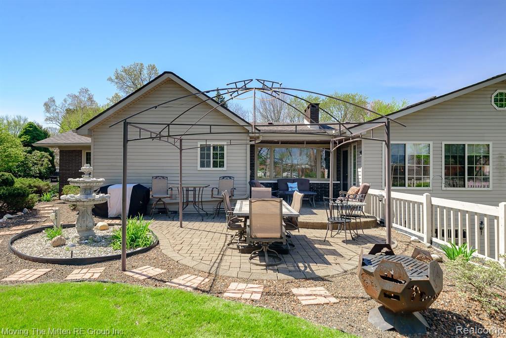 44119 HARMONY Lane, Van Buren, MI 48111 — Photo 58