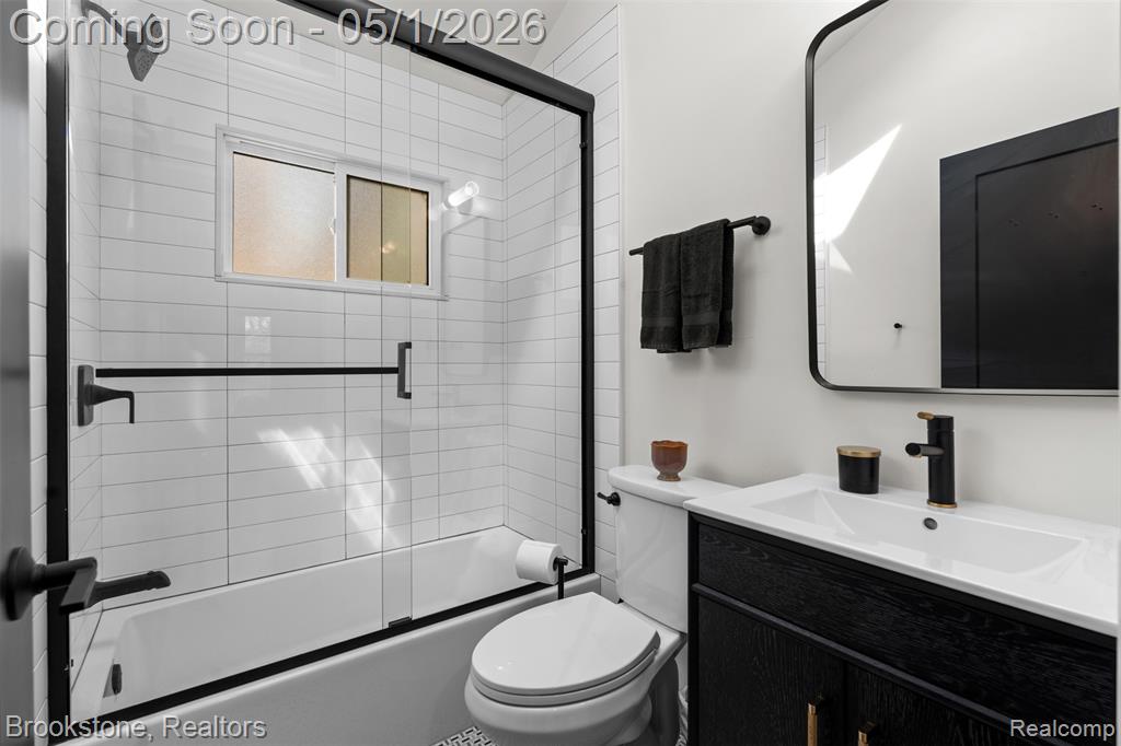 4422 THORNCROFT Avenue, Royal Oak, MI 48073 — Photo 21