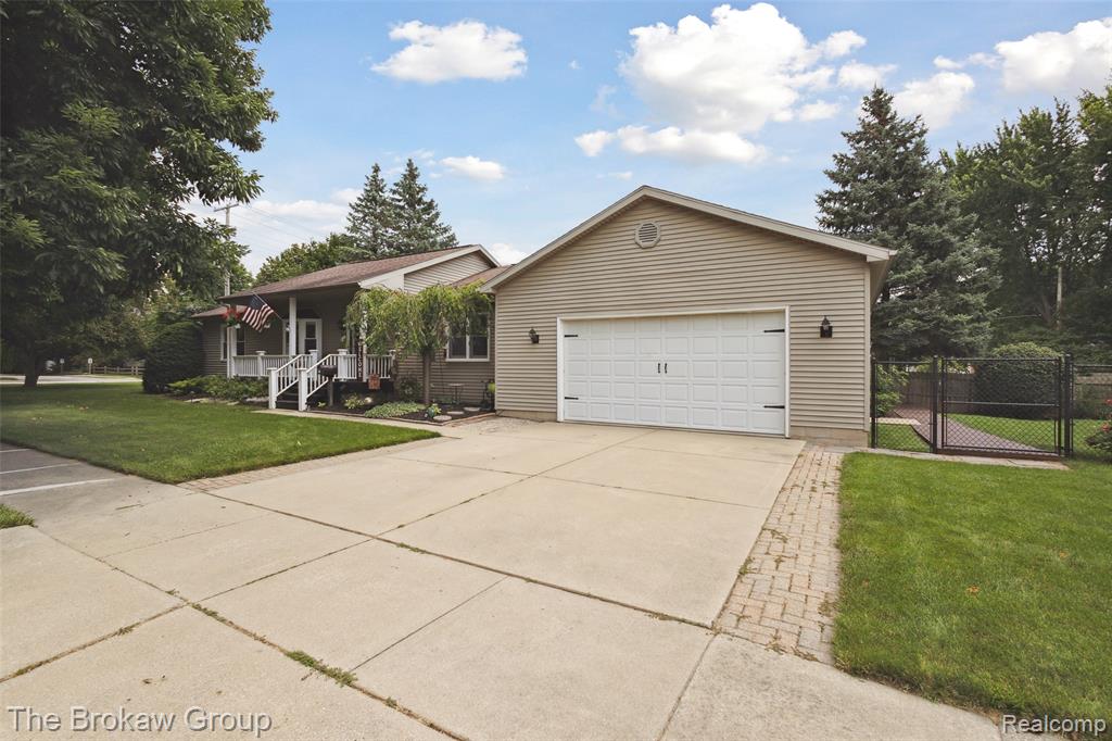 113 Beyerlein Street, Frankenmuth, MI 48734 — Photo 4