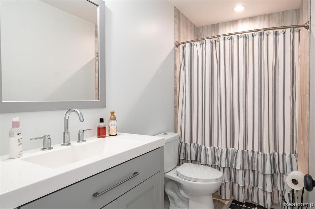 225 MUSSEY Street, Romeo, MI 48065 — Photo 24