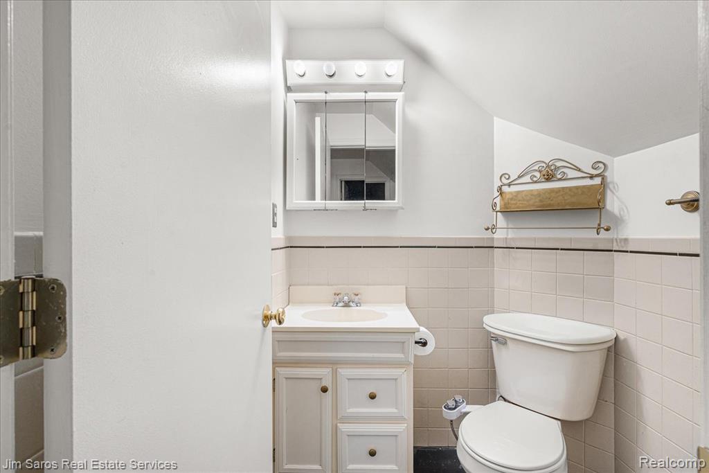 23240 Forest Street, Oak Park, MI 48237 — Photo 14