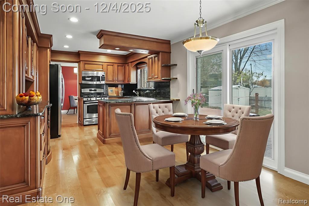 4147 Greensboro Drive, Troy, MI 48085 — Photo 15
