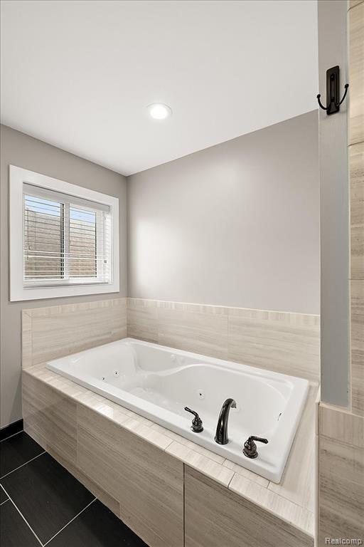 46930 Riverpark E, Macomb, MI 48044 — Photo 43