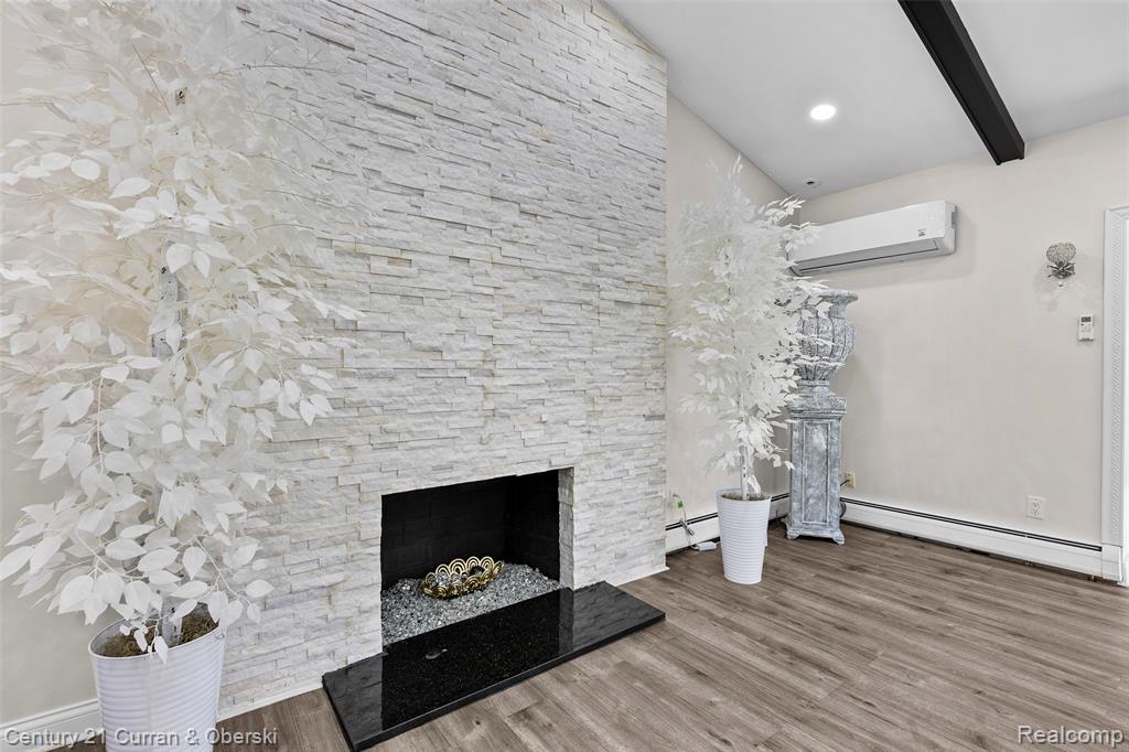 1310 Plainfield Street, Dearborn Heights, MI 48127 — Photo 8