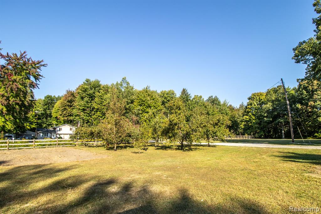 12595 N Budd Road, Burt, MI 48417 — Photo 50