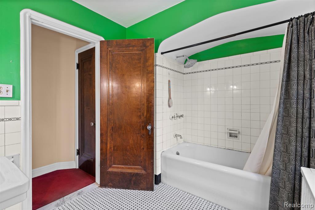 18925 Birchcrest Drive, Detroit, MI 48221 — Photo 39