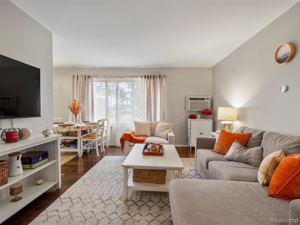 4910 Briarwood Avenue, A1, Royal Oak, MI 48073 — Photo 6