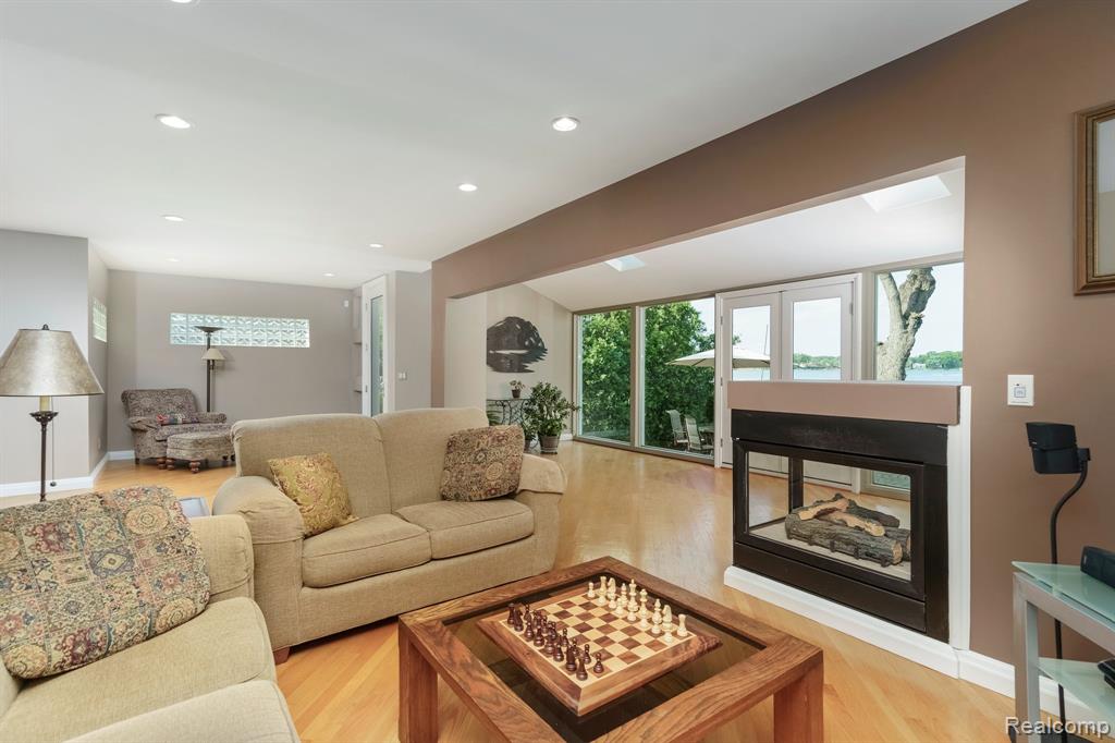 775 Lyle Drive, Waterford, MI 48327 — Photo 26