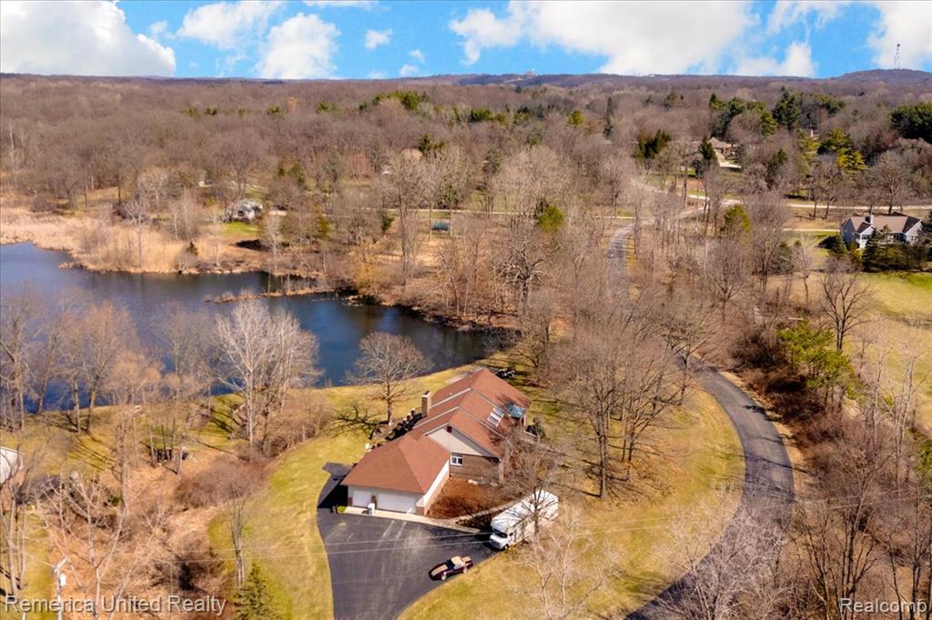 2457 Spring Lake Lane Lane, Brighton, MI 48114 — Photo 53