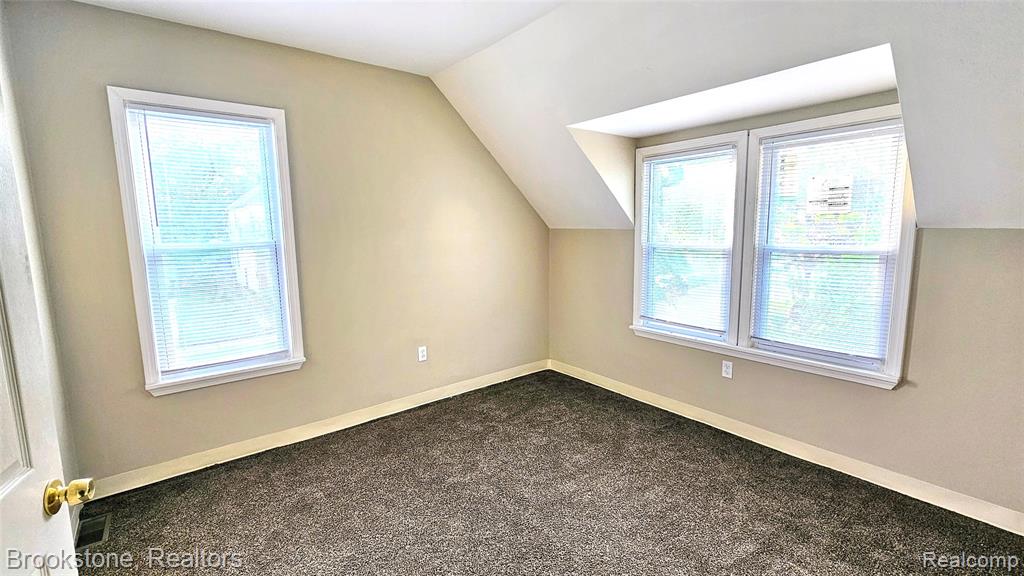 2520 Seyburn Street, Detroit, MI 48214 — Photo 28