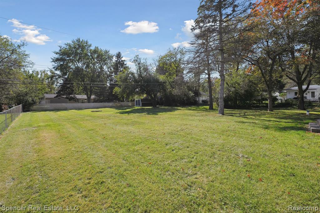 44149 Durson Street, Novi, MI — Photo 39