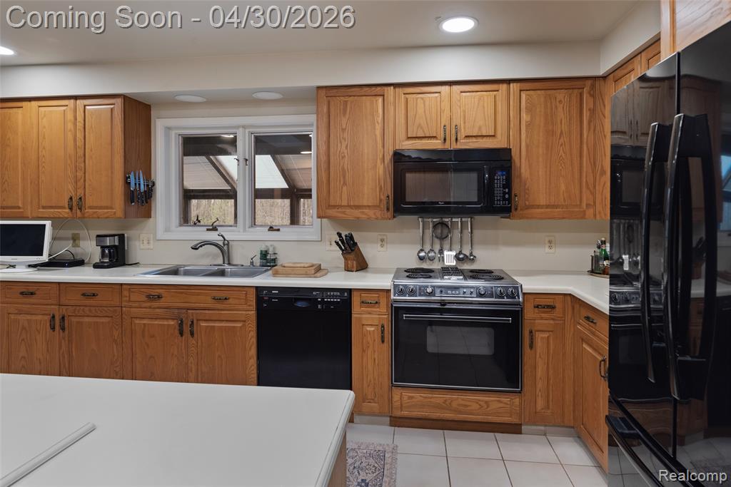 8412 Beacon Lane, Northville, MI 48168 — Photo 11