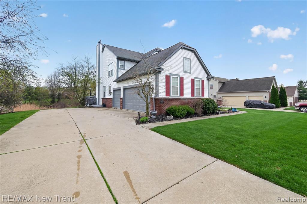 2032 Dover Drive, Wixom, MI 48393 — Photo 6