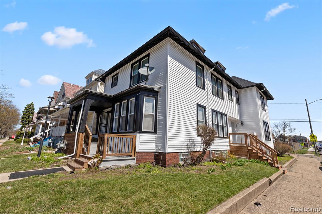 7407 E Vernor Hwy, Detroit, MI 48214 — front exterior