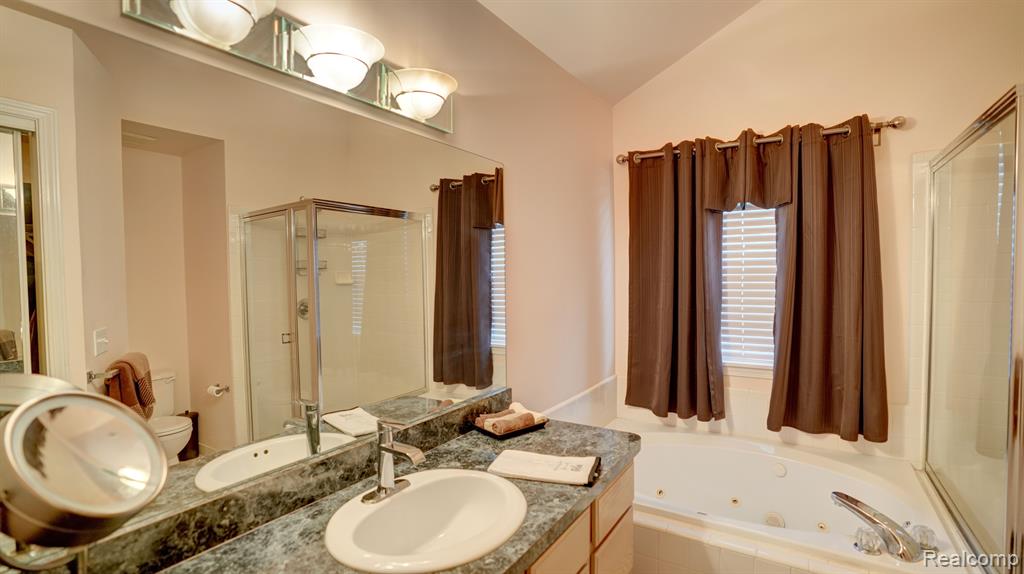 5077 PRESTONWOOD Lane, Flushing, MI 48433 — Photo 37
