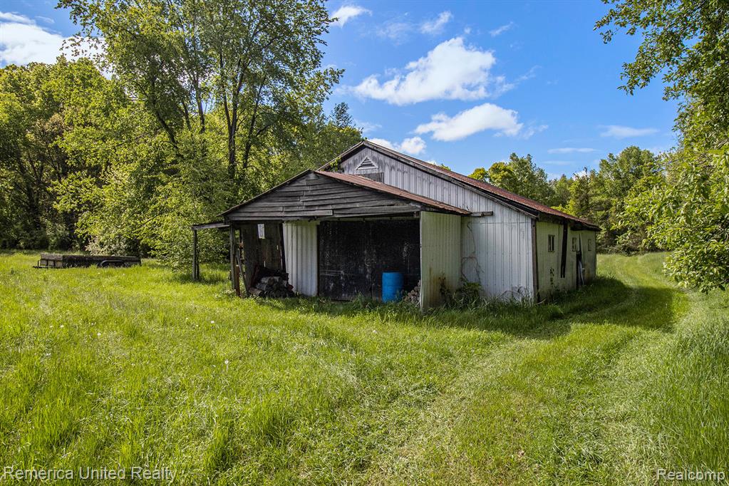 400 E SCHAFER Road, Pinckney, MI 48169 — Photo 31