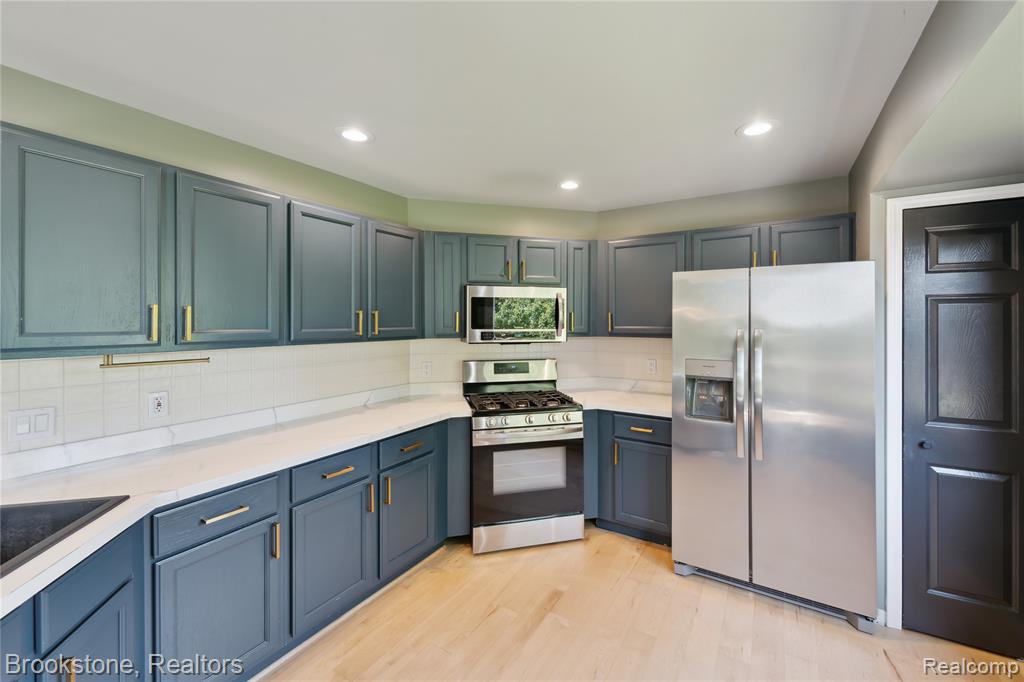 857 Quatro Lane, Addison, MI 48367 — Photo 13