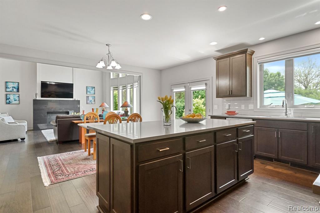 4903 PARK MANOR Drive, Troy, MI 48098 — Photo 18