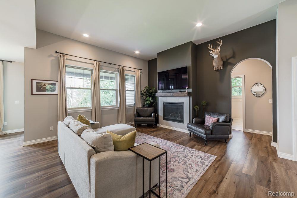 10497 GRANDVIEW Drive, Goodrich Vlg, MI — Photo 6