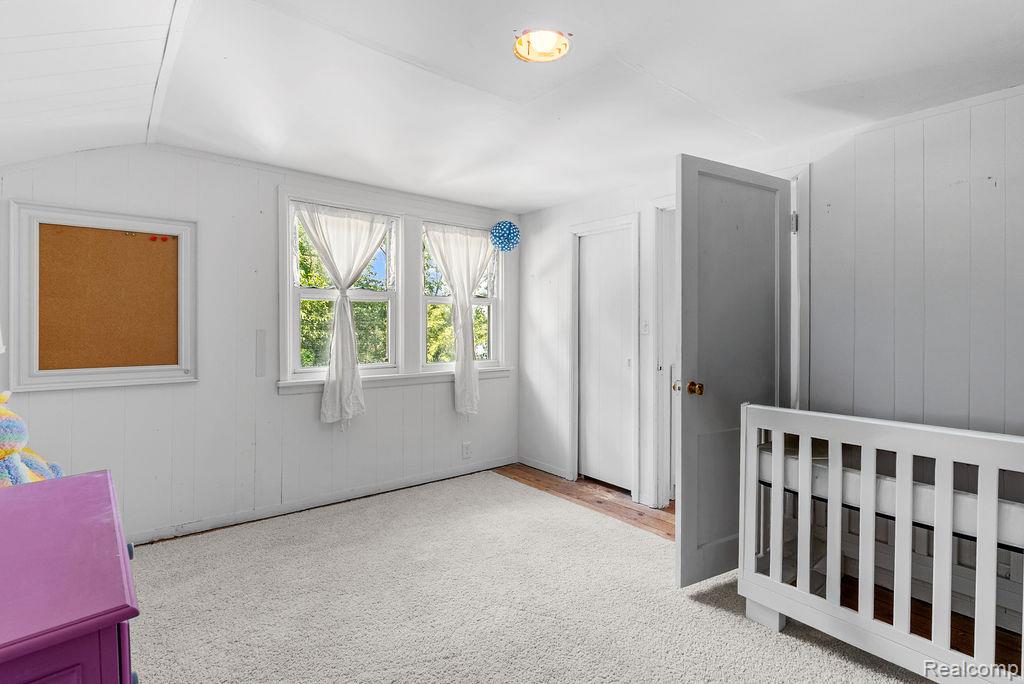 411 E Maple Street, Holly, MI 48442 — Photo 32