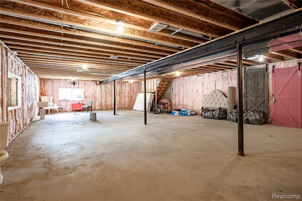 5730 Crescent Road, Waterford, MI 48327 — Photo 30
