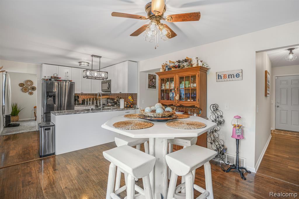 682 Zehnder Drive, Frankenmuth, MI 48734 — Photo 5