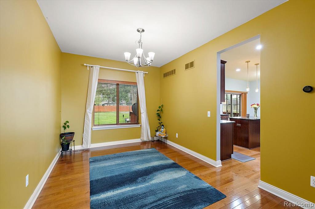 48 Starr Drive, Troy, MI 48083 — Photo 17