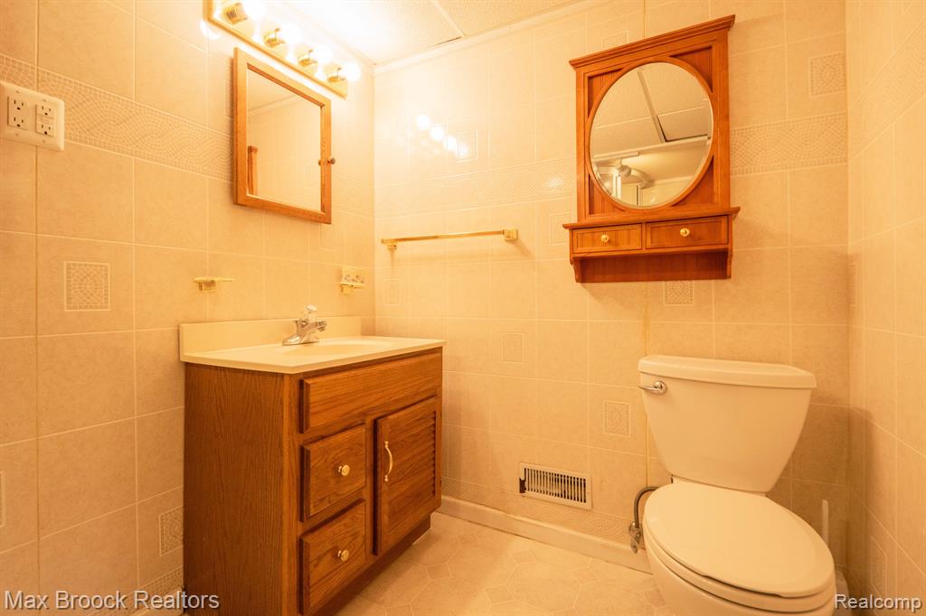1125 SHIRLEY Drive, Ypsilanti, MI 48198 — Photo 19