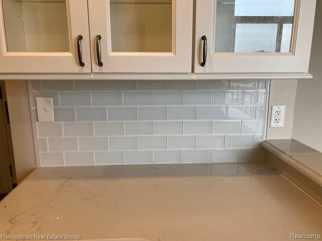 2900 E JEFFERSON Avenue, A-701, Detroit, MI 48207 — Photo 12