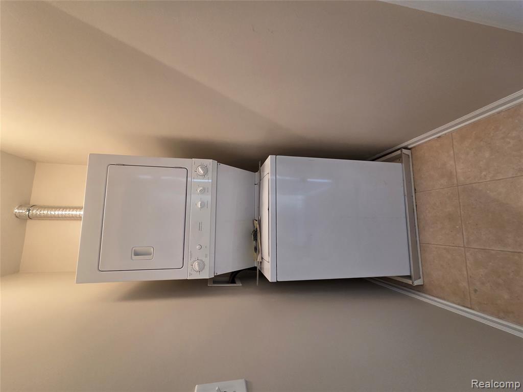 526 GRATEN Street, Birmingham, MI 48009 — Photo 18