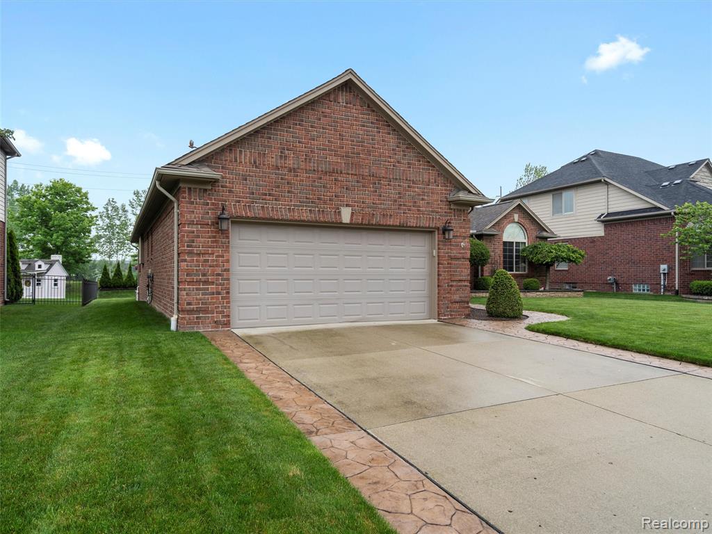 50318 Greycoat Lane, Macomb, MI 48044 — Photo 4