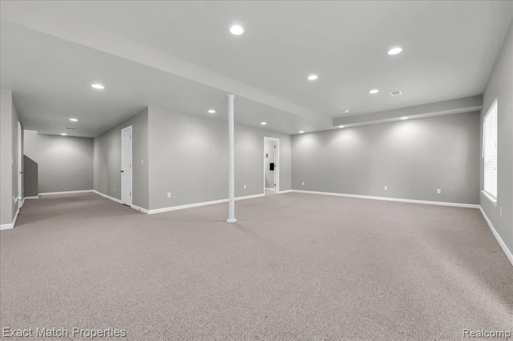 971 Sloane Court, 4, White Lake, MI — Photo 47