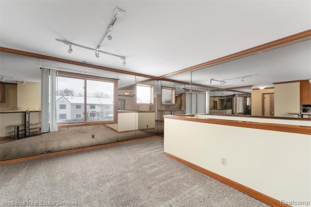 64 Rosebud Lane, Mount Clemens, MI 48043 — Photo 2