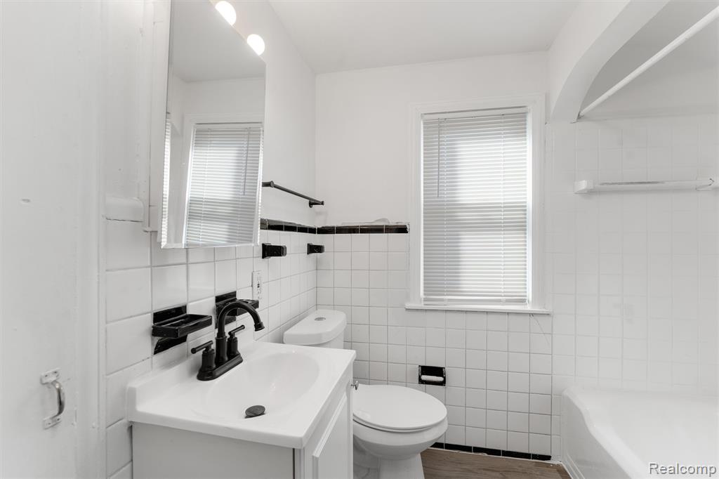 15411 Young St, Detroit, MI 48205 — Photo 17