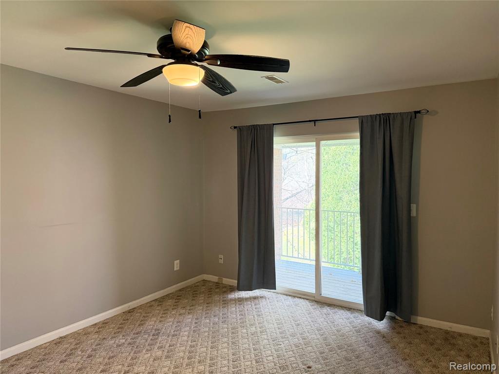 56567 Scotland Boulevard, Utica, MI 48316 — Photo 17