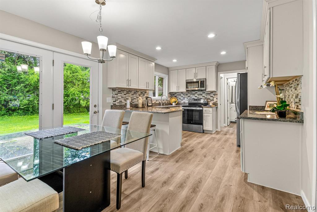 4766 Quarton Road, Bloomfield Hills, MI 48302 — Photo 11