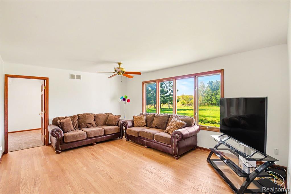 13519 Foley Road, Mussey, MI 48014 — Photo 5