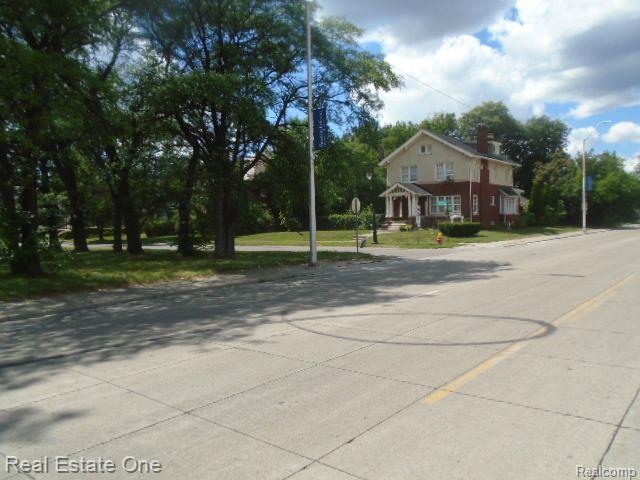 35 EDISON Street, Detroit, MI 48202 — Photo 11