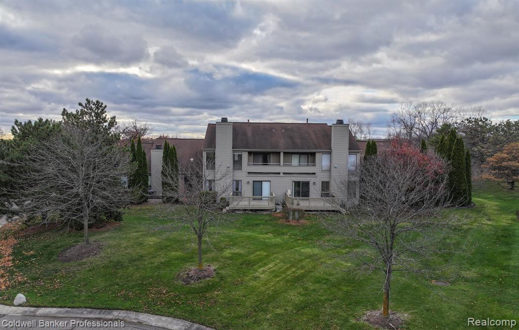708 Preston Court, Rochester Hills, MI 48307 — Photo 24