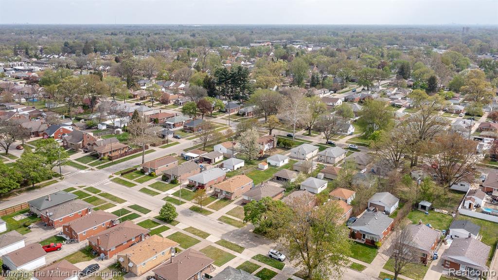 6604 COLONIAL Street, Dearborn Heights, MI 48127 — Photo 40