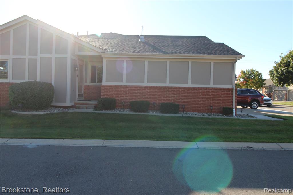42266 Brookview Lane, 1, Clinton Twp, MI 48038 — Photo 24