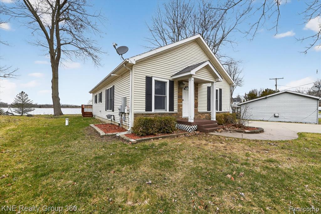 1525 Shoreline Drive, Hartland, MI 48353 — Photo 7