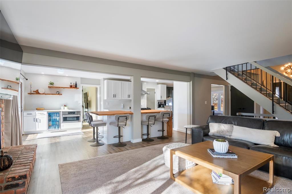 42085 Banbury Road, Northville, MI 48168 — Photo 14