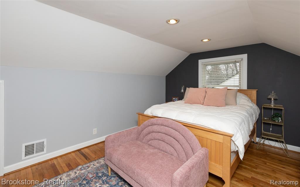 2156 Cambridge, Berkley, MI 48072 — Photo 26