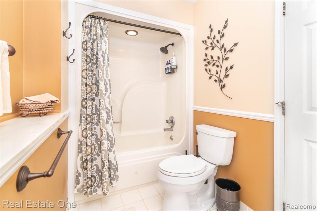 59633 Trena Lane, South Lyon, MI 48178 — Photo 44