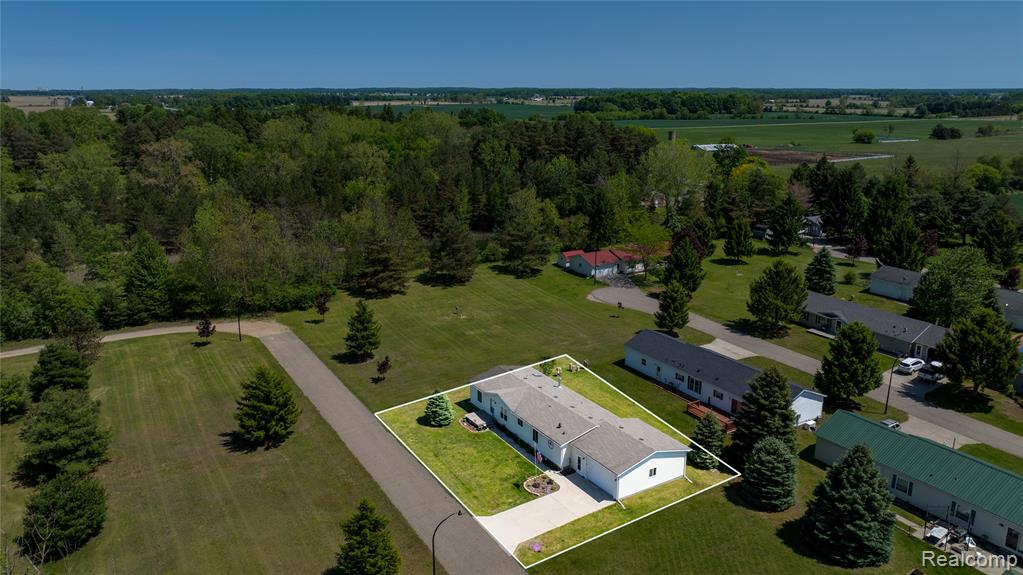 2354 Brent Street, 203, Croswell, MI 48422 — Photo 26