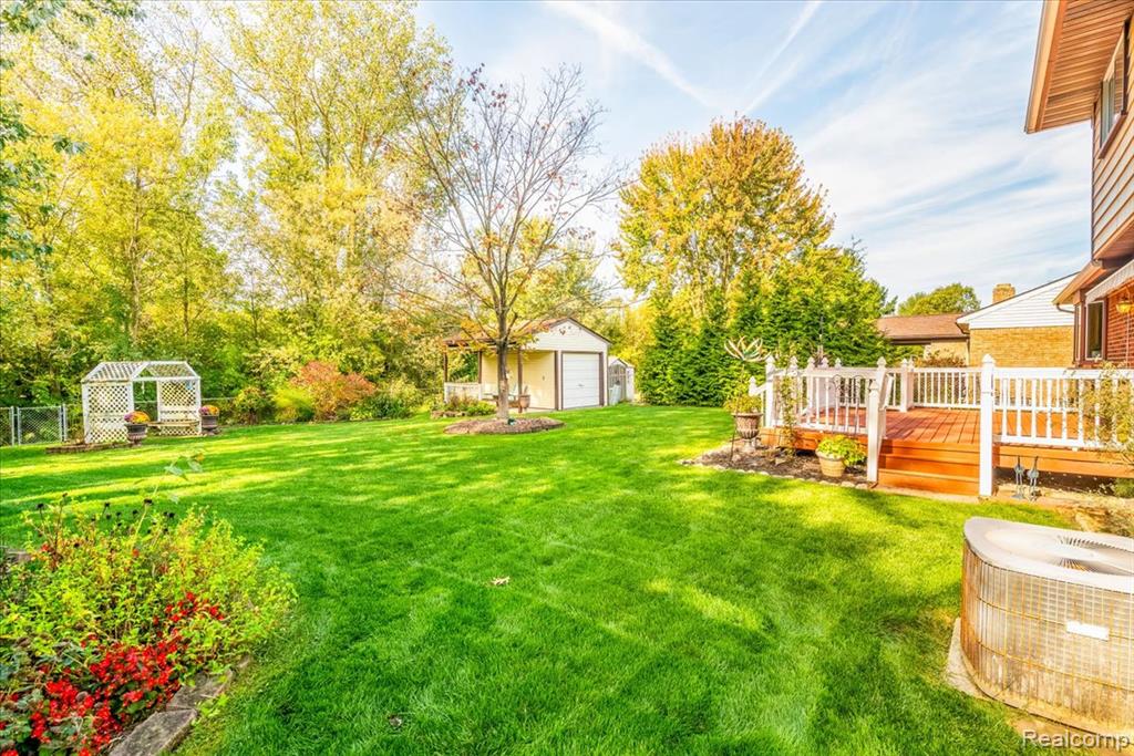 6877 Pittsford Street, Canton, MI 48187 — Photo 13