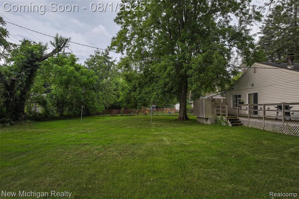 529 Greencove Drive, Holly, MI 48442 — Photo 7