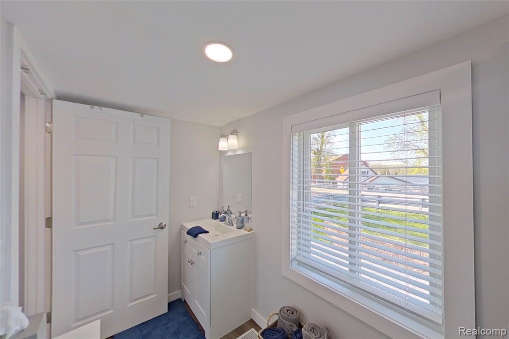 9388 DEXTER PINCKNEY, Pinckney, MI 48169 — Photo 24